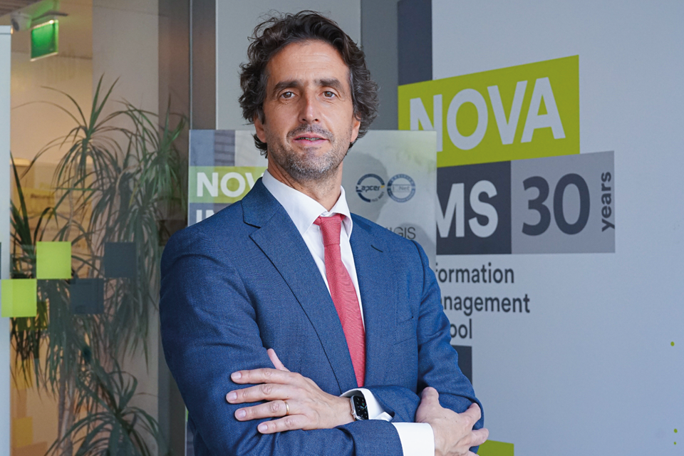 Tiago Oliveira, Full Professor image