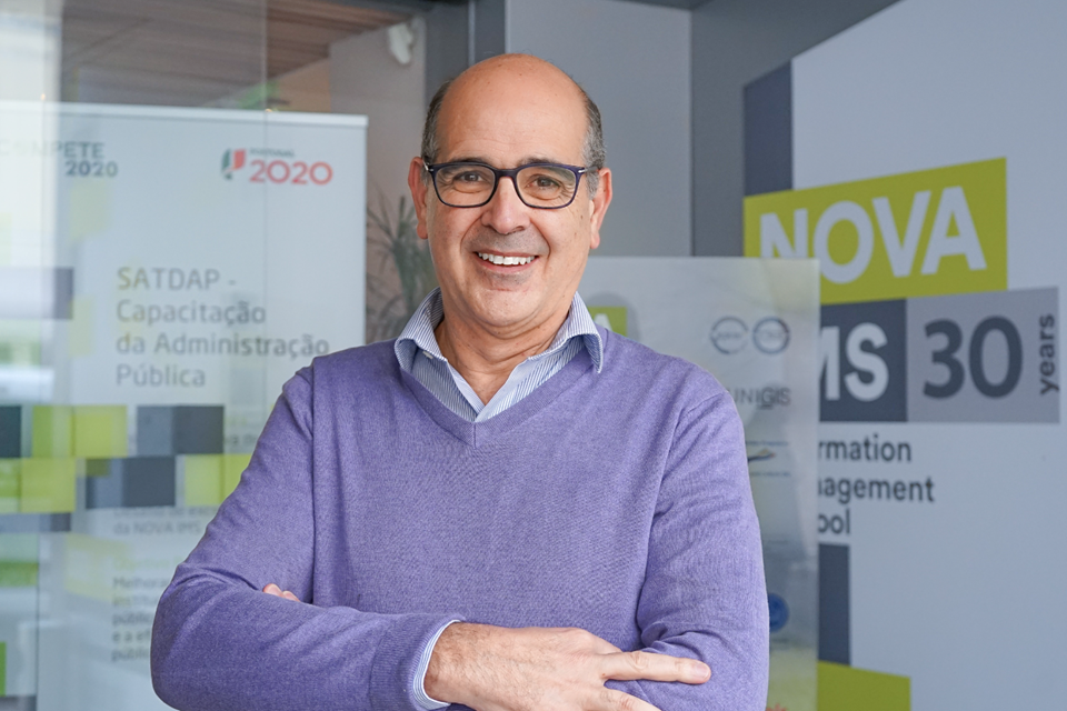 Professor Marco Painho recognized with the Student Mentorship Service (Award) image